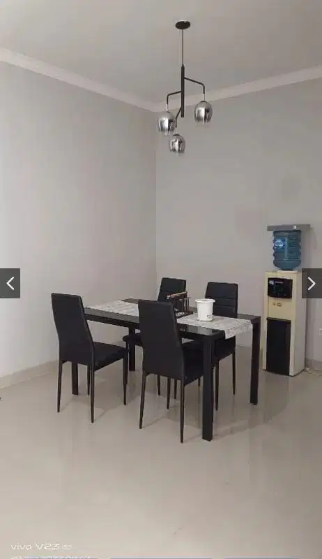 Rumah dengan design cantik dan elegan lokasi disawah besar jakarta