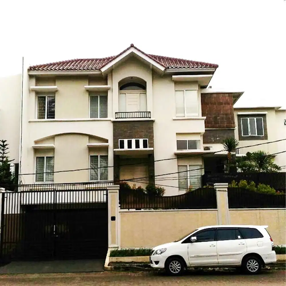 Rumah Villa Meruya 2 Lantai Ada Taman Lingkungan Asri Dan Luas