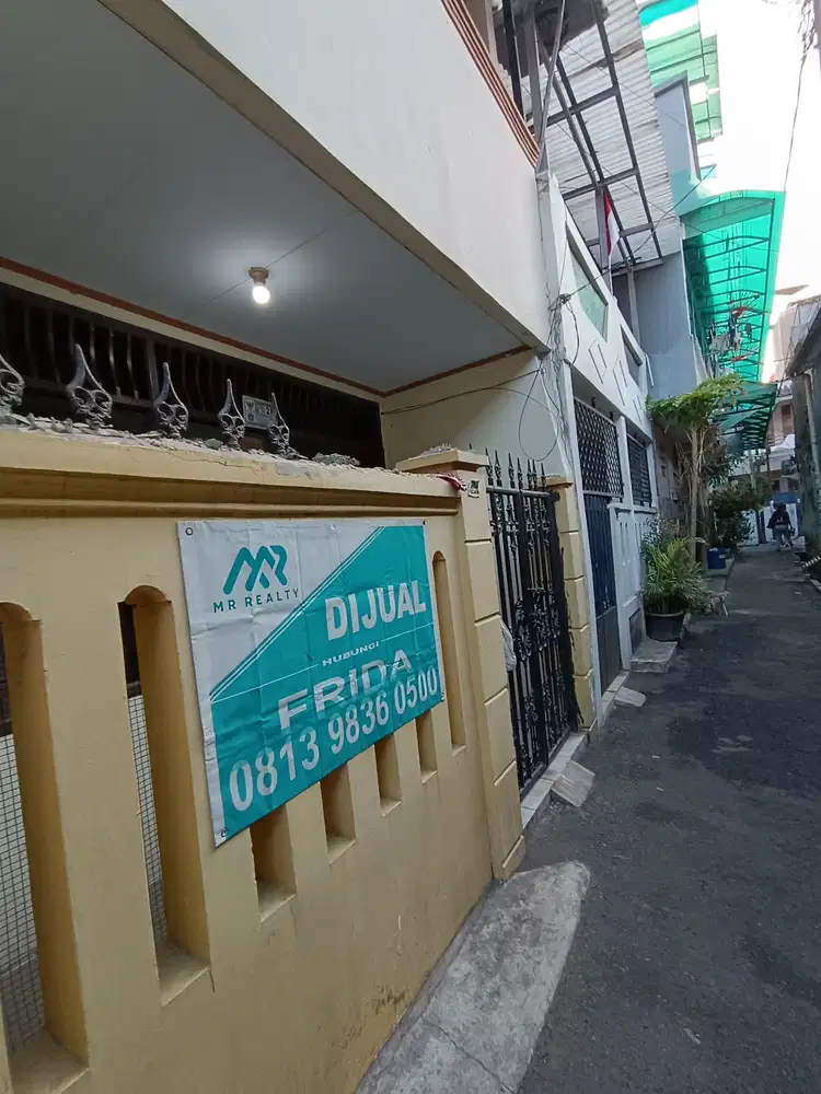 Pasti terjual rumah mungil di area boz konveksi Angke tambora