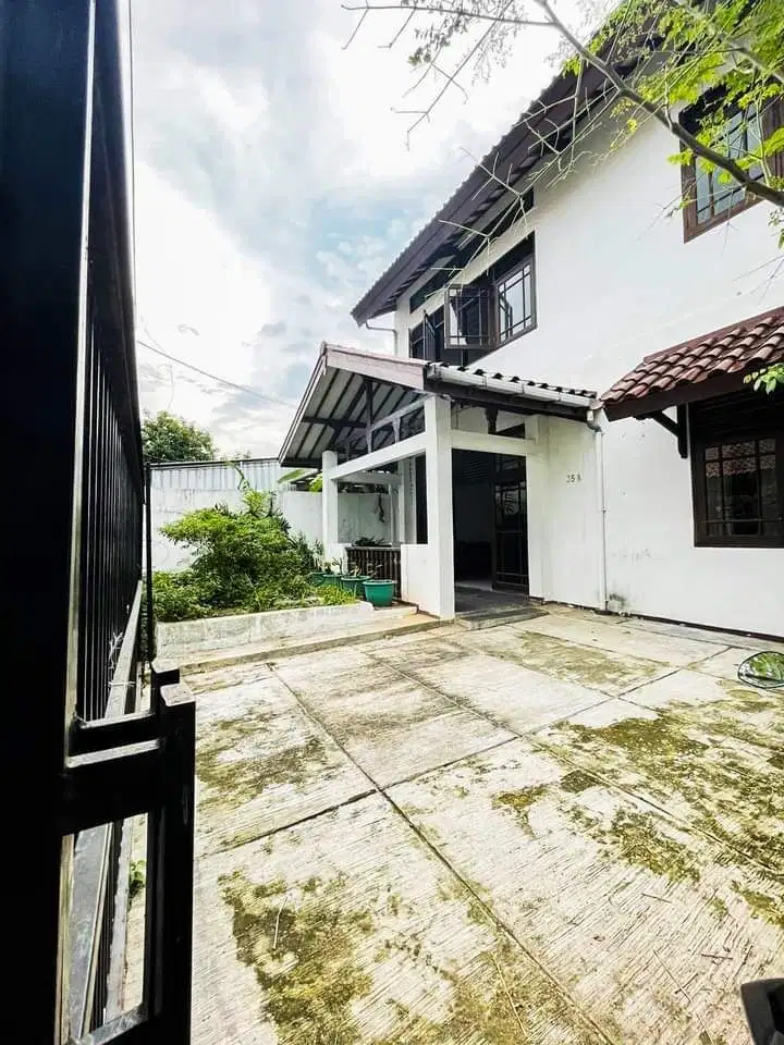 Rumah Siap Huni Kalibata Luas 275sqm Harga 5M-an Nego sampai deal