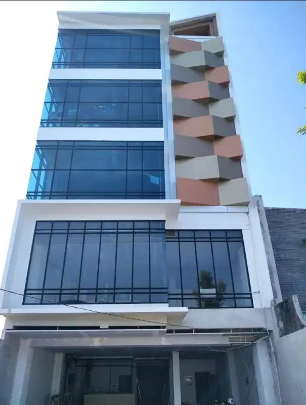 Gedung baru di cawang jaktim