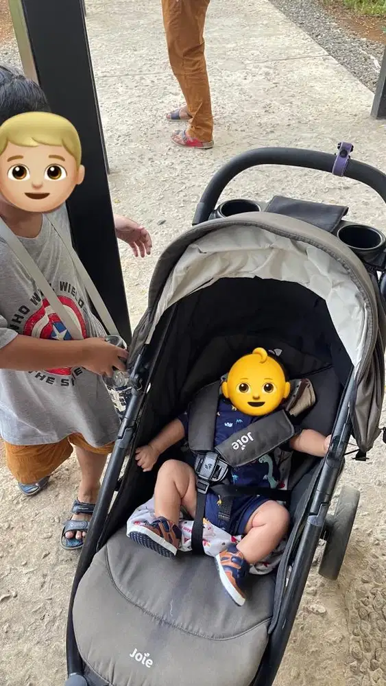 Stroller anak merk Joie
