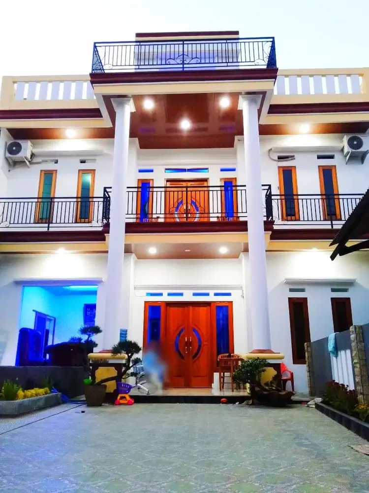 Dijual Rumah 3 Lantai di Jalan Setu Golf No 39 Cilangkap Depok