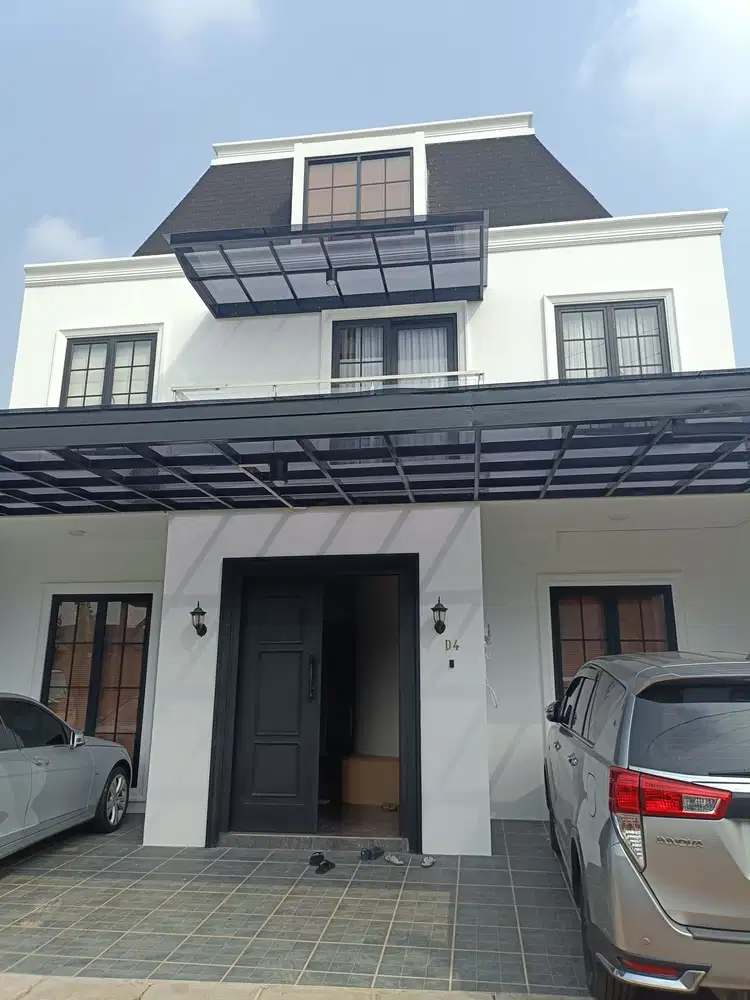 Dijual Rumah 2 Lantai Dkt Sumarecon