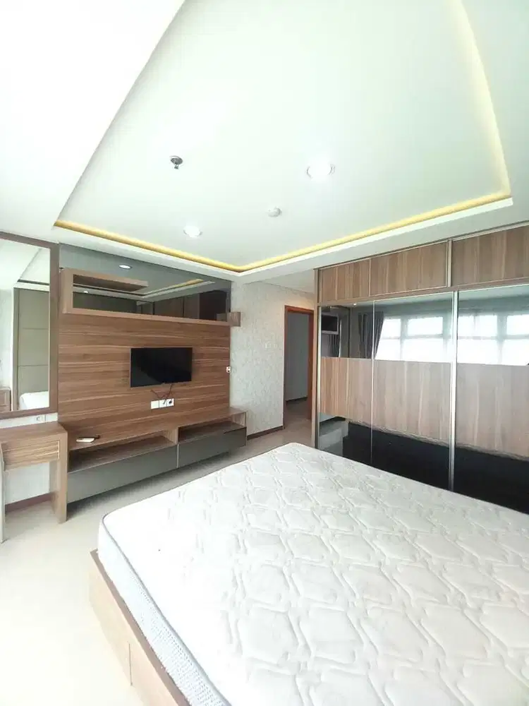 Condominium Green Bay Pluit 3BR Full Furnish Lantai Sedang
