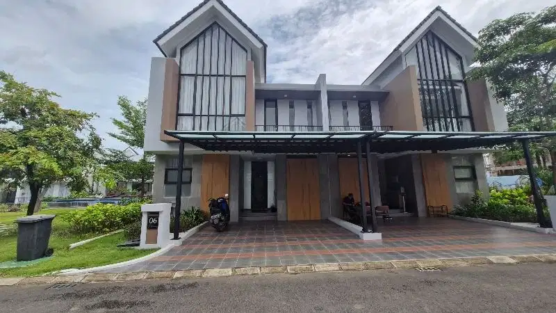 The Backyard The Mutiara Lagoon