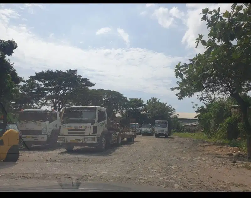 Kavling  lt 3790 m di ujung Menteng Cakung jaktim