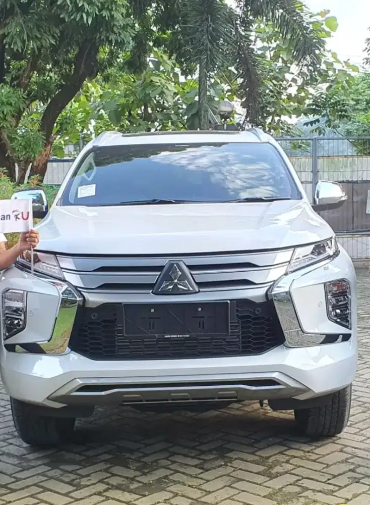 Pajero Sport Dakar 4x2AT Th.2022. Kilometer rendah. Plat B (Bekasi)