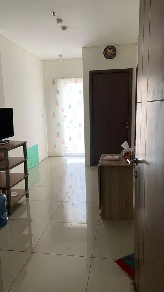 Dijual Cepat Apartemen North Land Residence 2BR Semi Furnished, Jakut
