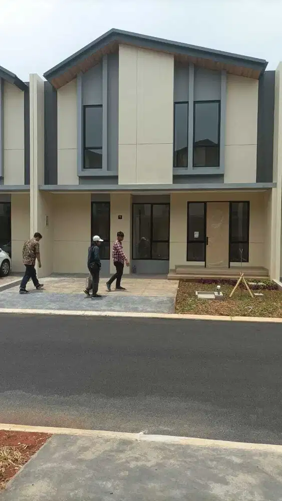 Disewakan Rumah 2 Lantai di Cluster Astha Suvarna Sewa 2th Dipasang AC