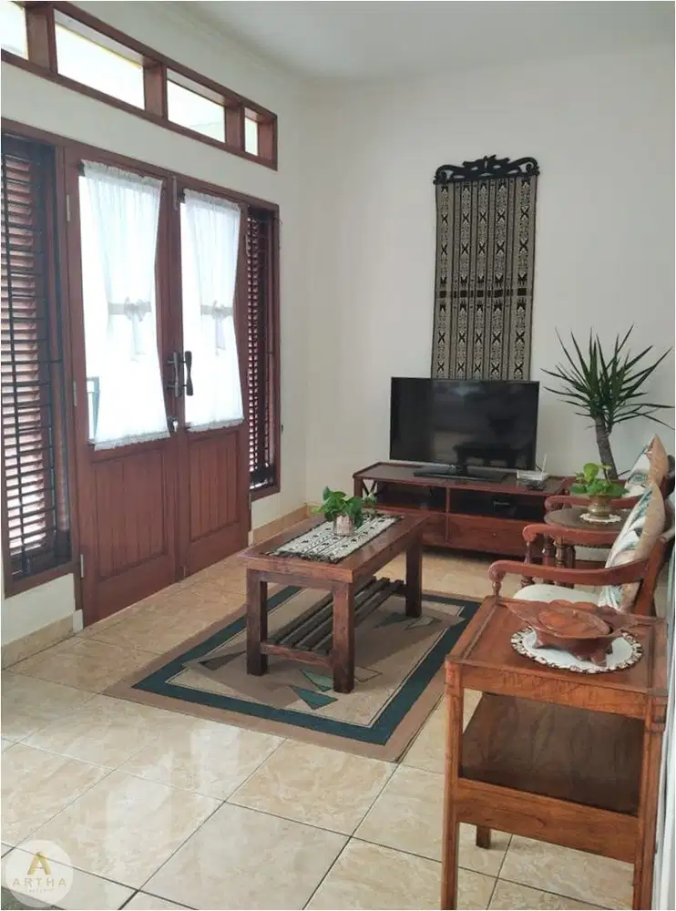 Rumah di ciwaruga gegerkalong siap huni