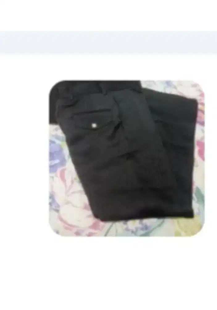 Celana bahan untuk pria