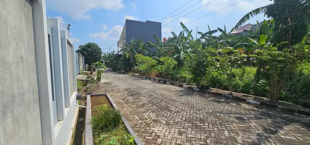 TANAH SIAP BANGUN DI KAWASAN ELIT TAMAN MAJAPAHIT SEMARANG TIMUR