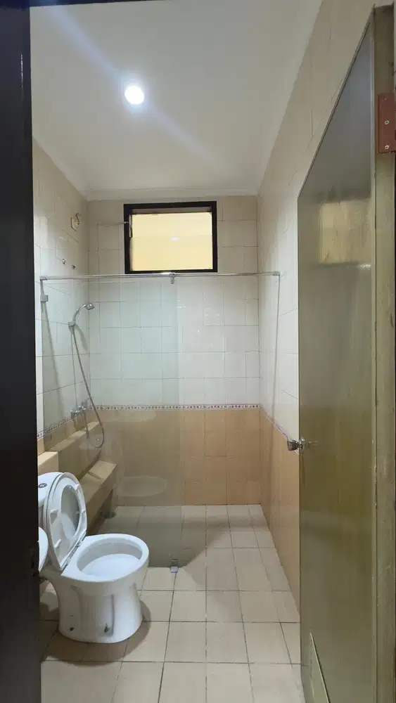 Rumah 2 lantai di Permata Mutiara Daeng Tata Makassar