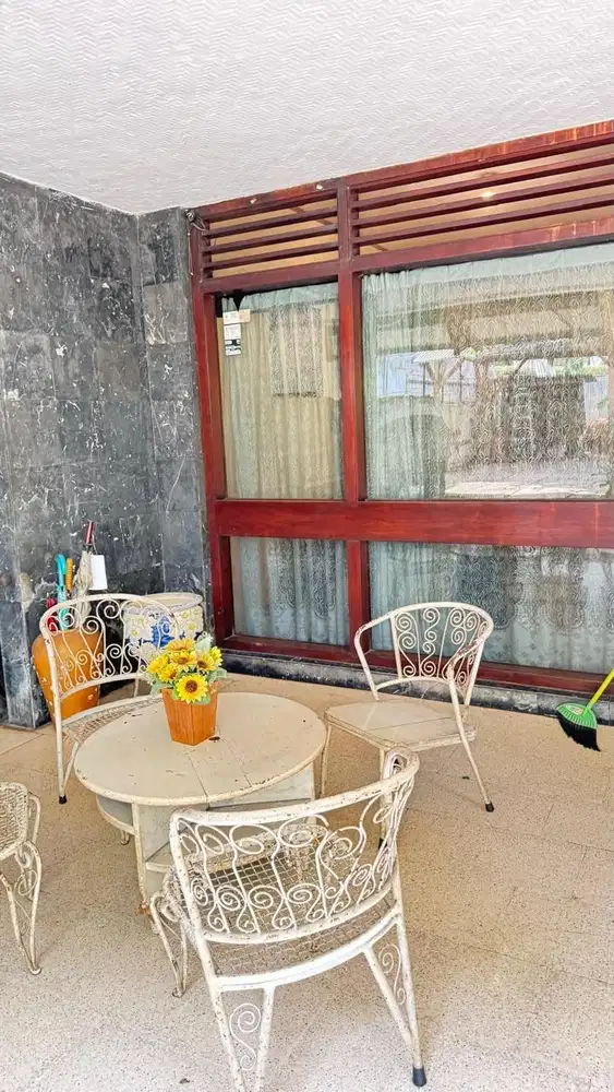 Rumah dijual bebas banjir 5 menit ke MRT HJ Nawi