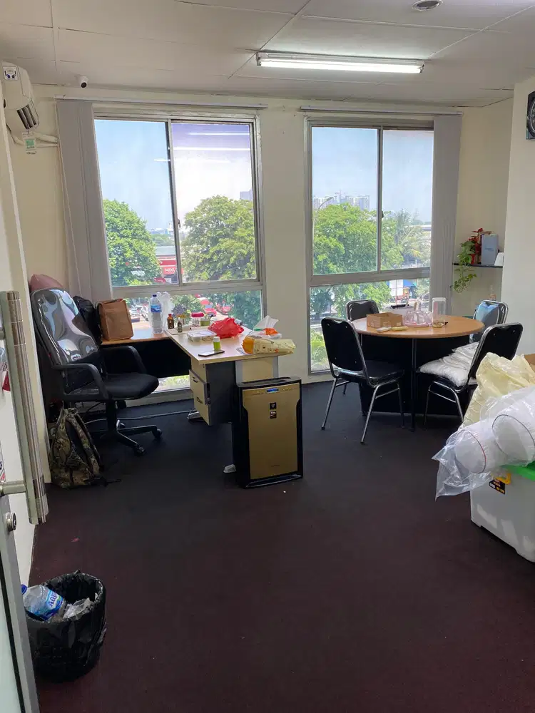 Ruko Cempaka Mas Strategis Cocok untuk usaha