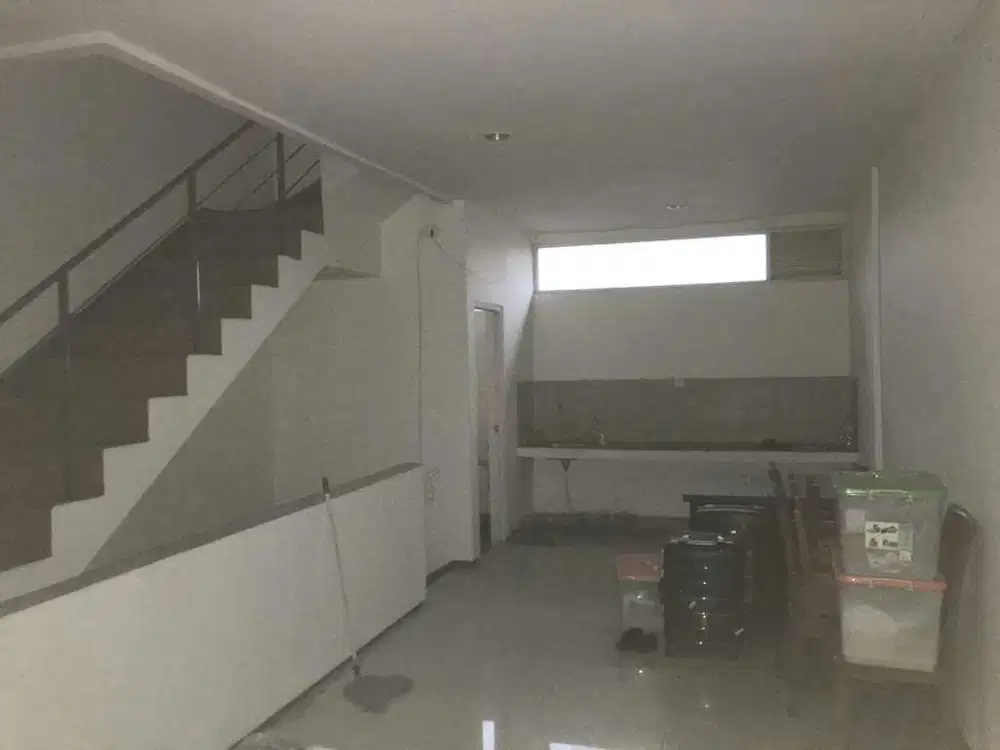 Sewa Ruko Siap Pakai Cocok Untuk Kantor Bimbel Resto Ling. Kampus