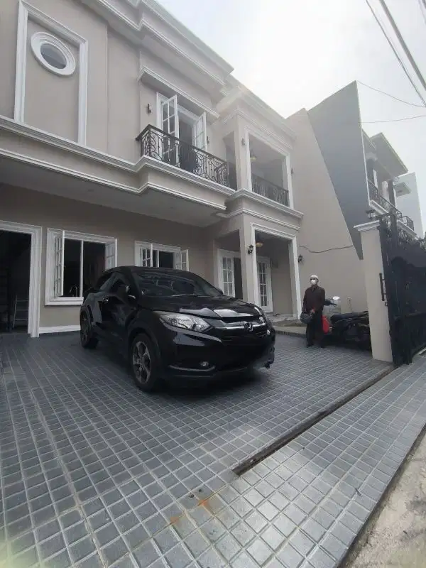 Dijual Rumah baru dlm komplek di Duren Sawit Jakarta timur