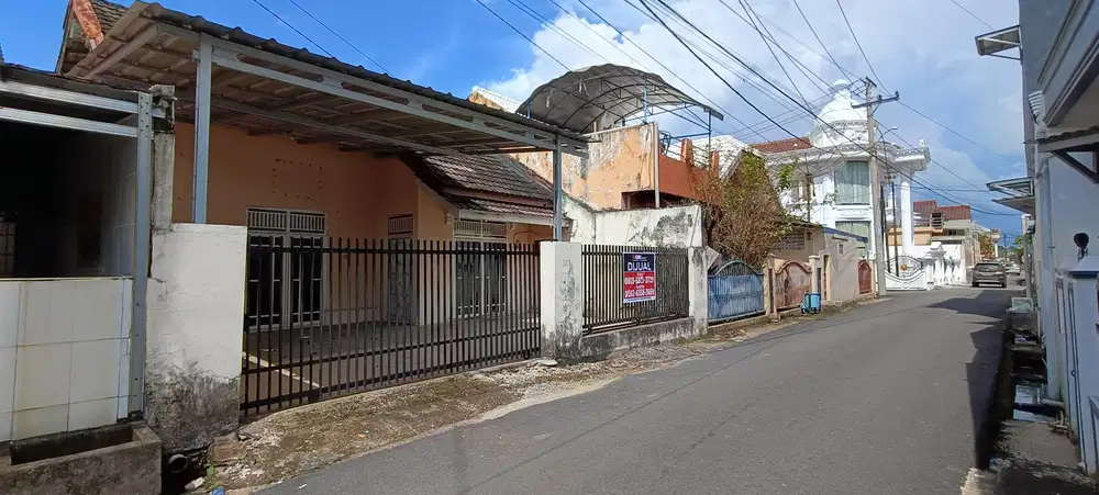 DIJUAL RUMAH STRATEGIS KOMPLEK PHDM KALIDONI PALEMBANG