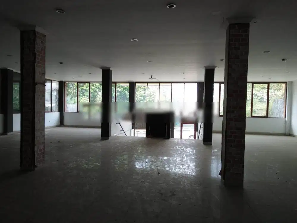 Disewakan Rumah Cocok Untuk Usaha Mainroad Jln. Sutami Bandung Utara