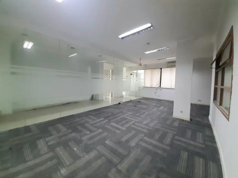 Disewakan Gedung/Ruang Usaha Area Sukajadi Kota Bandung