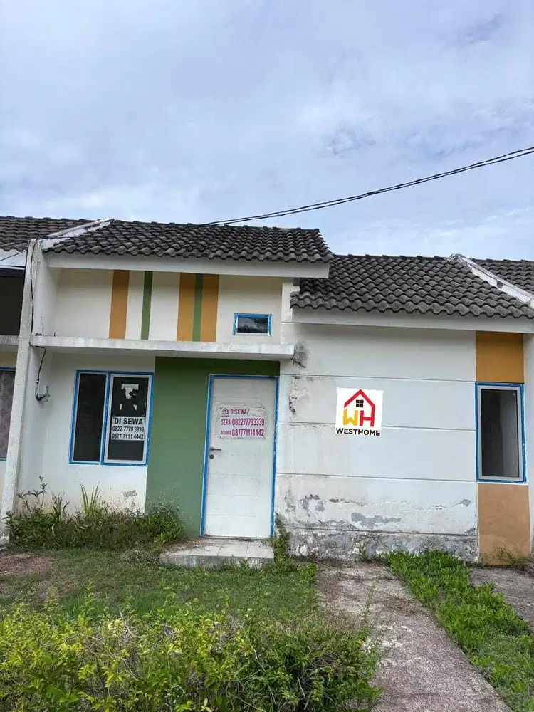 DISEWAKAN RUMAH UBUD HARMONI ANYER. TERMURAH