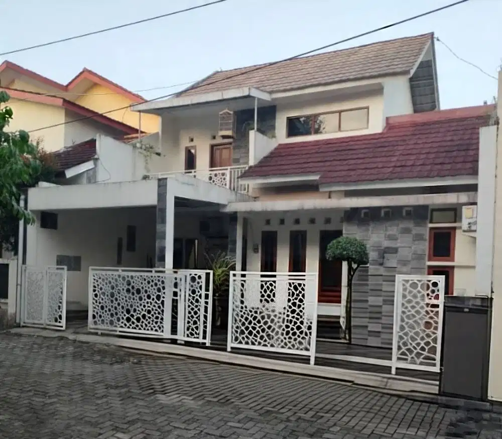 Rumah Cantik Harga Menarik Hanya 8 Menit Dari Stasiun