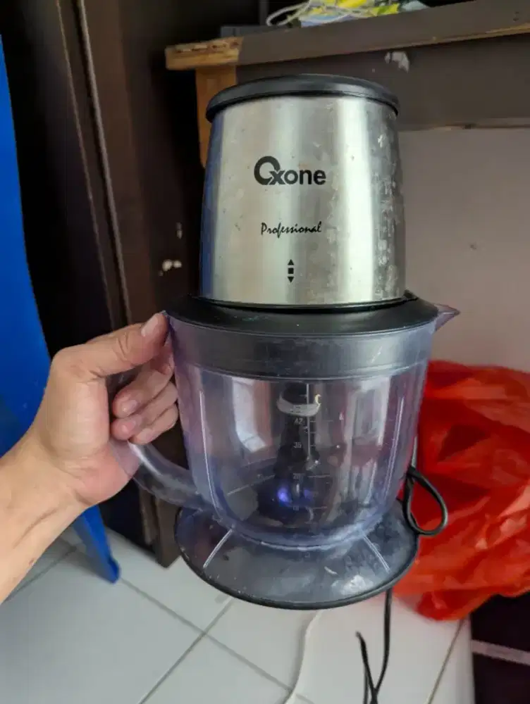 Blender chopper merek oxone baru 4 bulan