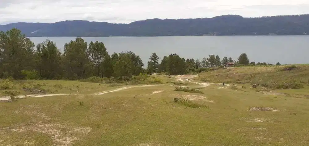 Tanah Murah View Danau Toba Kawasan Wisata Cocok Usaha Hotel, Resort