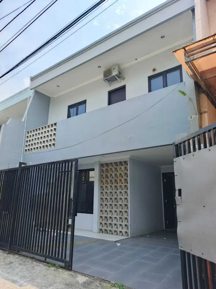 Disewakan Rumah di Kayu Putih Jakarta Timur