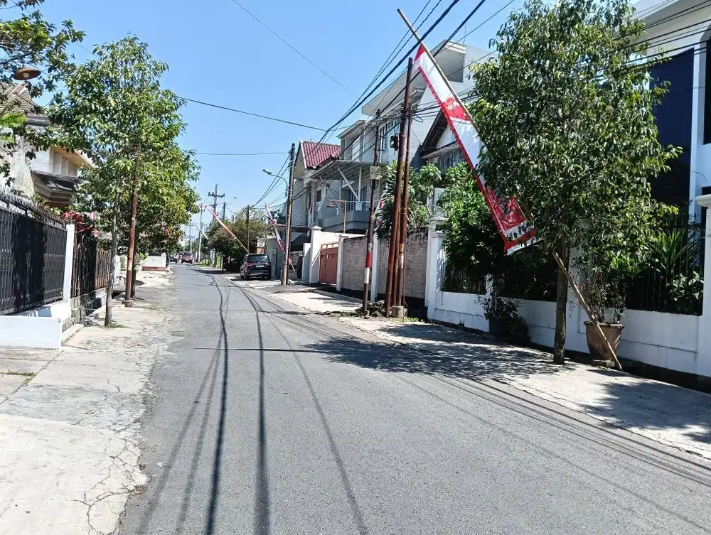 Jual cepat rumah hitung tanah di Suhat dekat UB