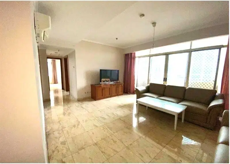 BEST DEAL! DIJUAL 3BR APARTEMEN SLIPI PALMERAH BONUS FURNISHED