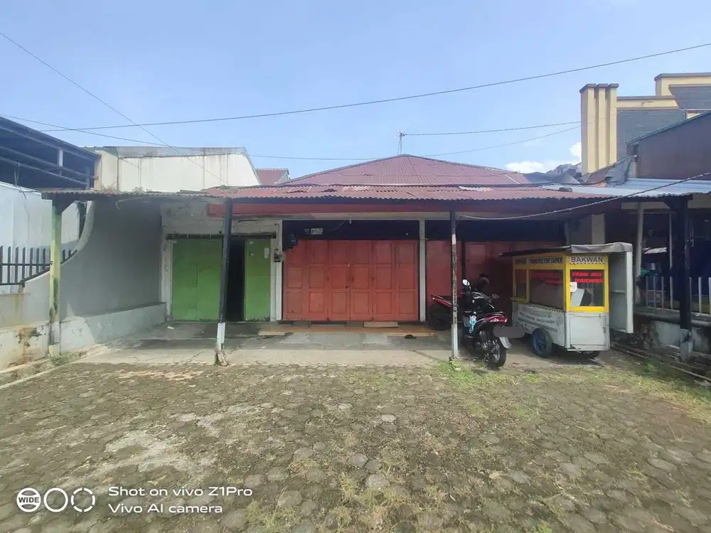 Tanah Bonus Rumah Lokasi Strategis Area Perdagangan 8 Menit Alun-Alun