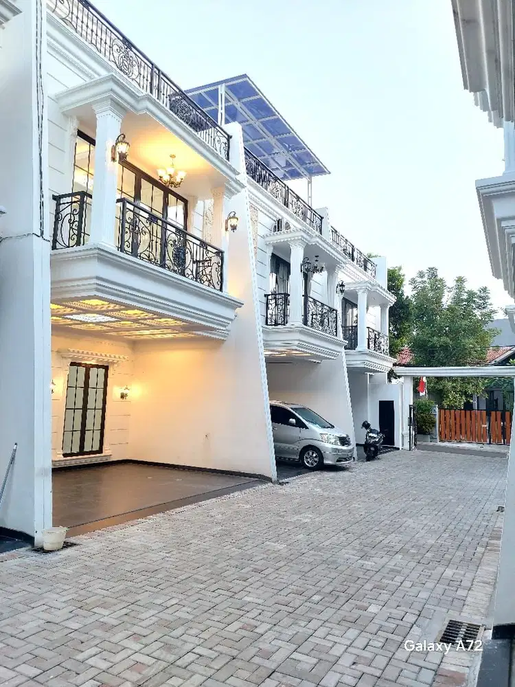 Rumah Siap Huni Dekat Setu Babakan Dan Stasiun KRL Lenteng agung