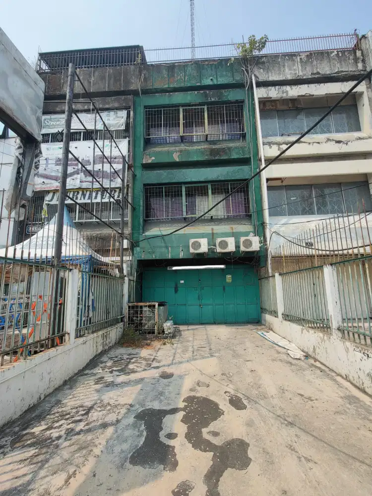 DIJUAL RUKO DIKAWASAN PANGERAN JAYAKARTA TAMANSARI