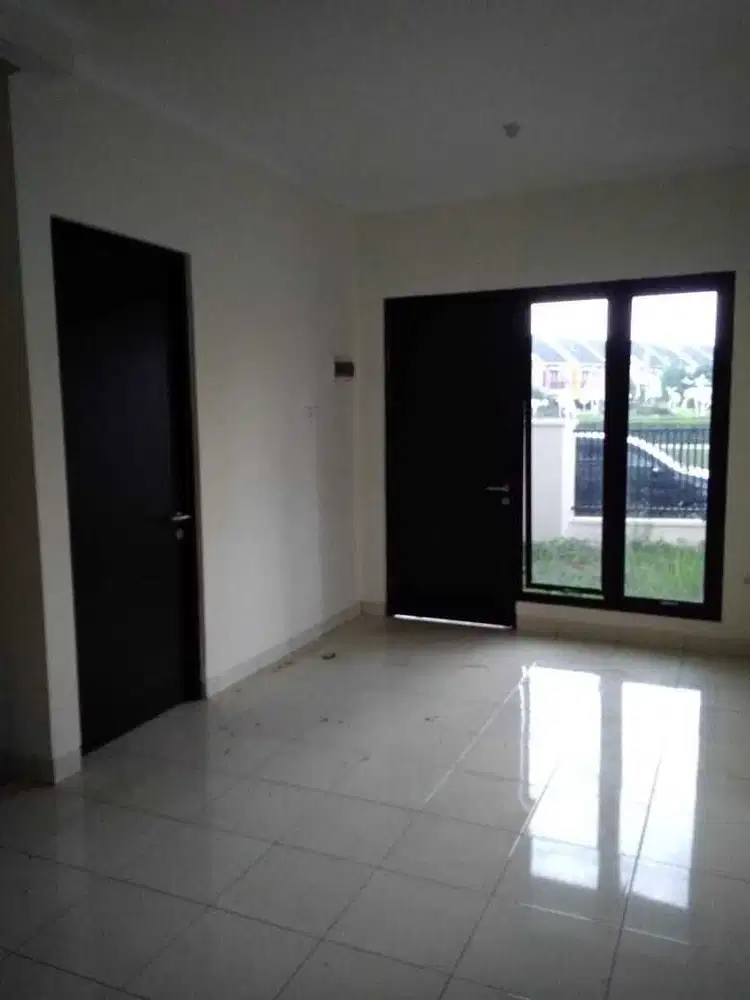 Dijual Rumah Nyaman 2 Lantai di Harapan Mulya, Harga Bersahabat!