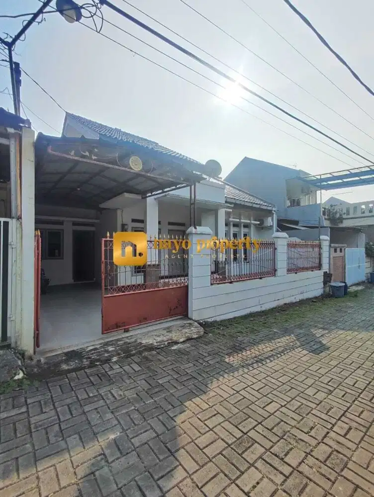 Rumah Bagus Tanah Luas Dalam Cluster di Jatiwaringin Kota Bekasi