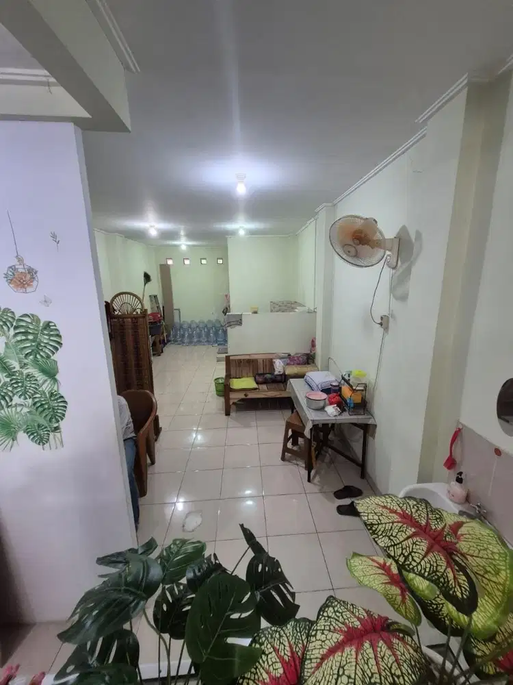 Dijual Ruko 2 Lantai & Semi Furnish di De Residence, Tarumajaya