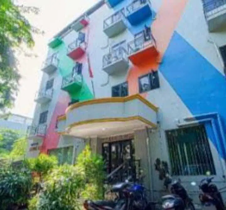 Hotel Nyaman 5 Lantai Dekat Pelabuhan Tanjung Priok Akses Strategis