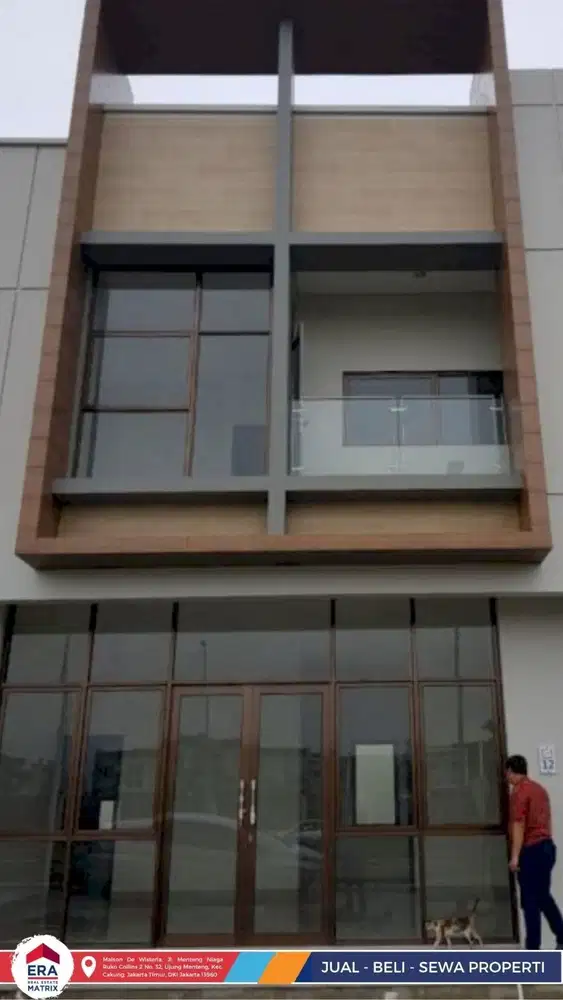 Sewa Ruko 2 lantai semi furnish di daerah JGC Cakung, Jakarta timur