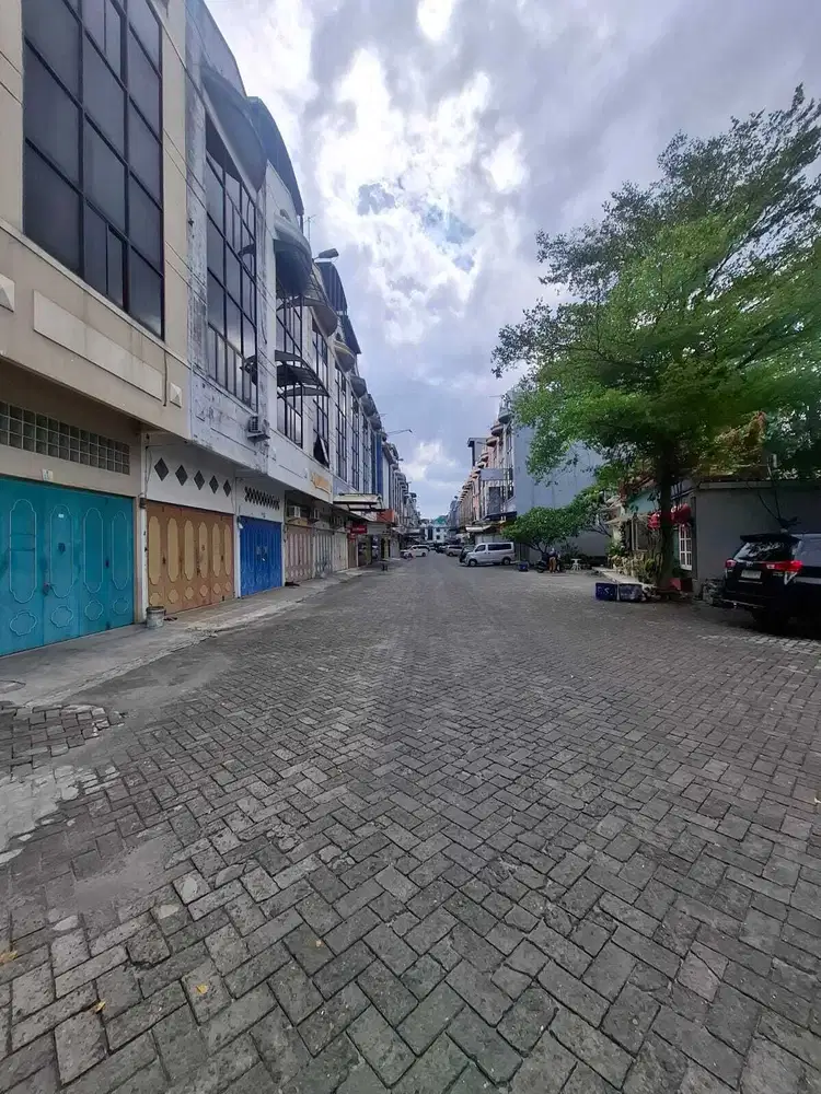 Ruko Premium Multatuli – 3.5 Lantai, SHGB Bisa SHM, Siap Huni