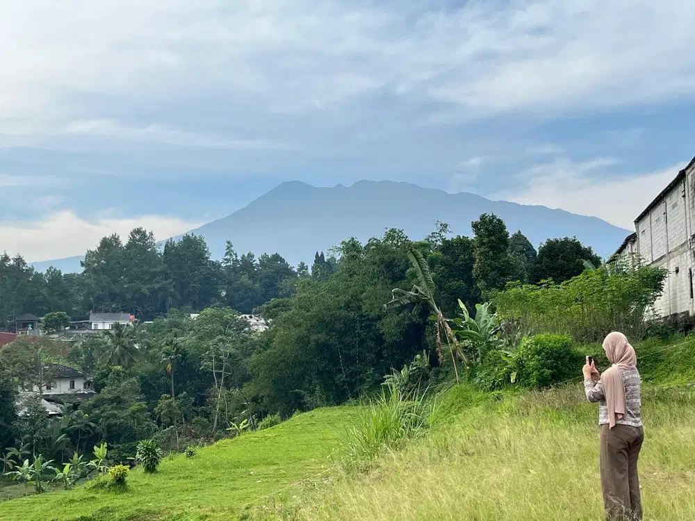 Tanah dijual 1000m2 berkontur di puncak megamendung bogor