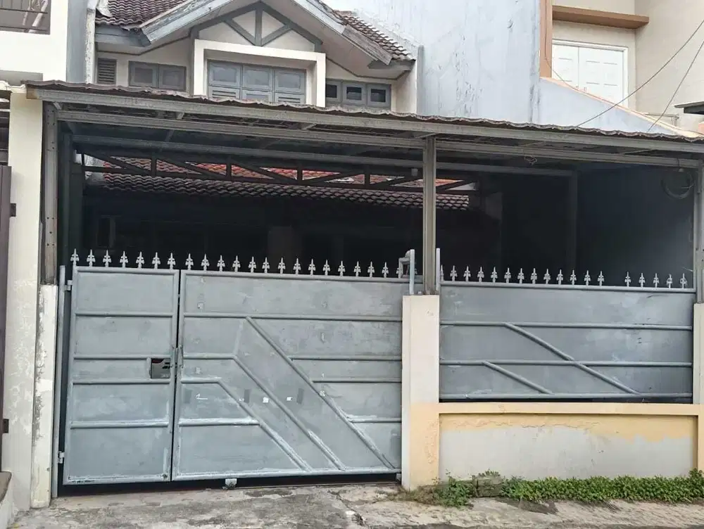 Rumah 2 lantai standar dijual lingkungan Asri Sunter Jakarta Utara