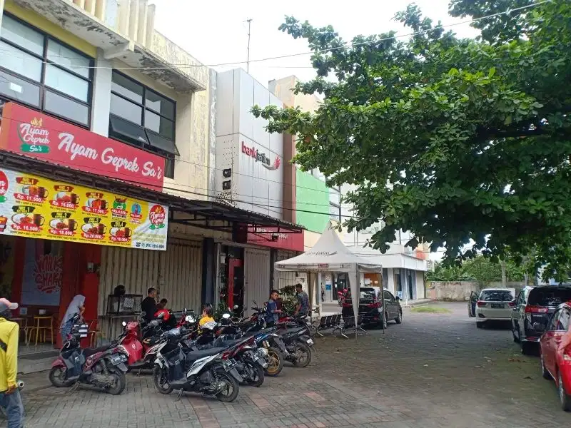 ruko. japanan blok a.     sangat. strategis. jrg ada.