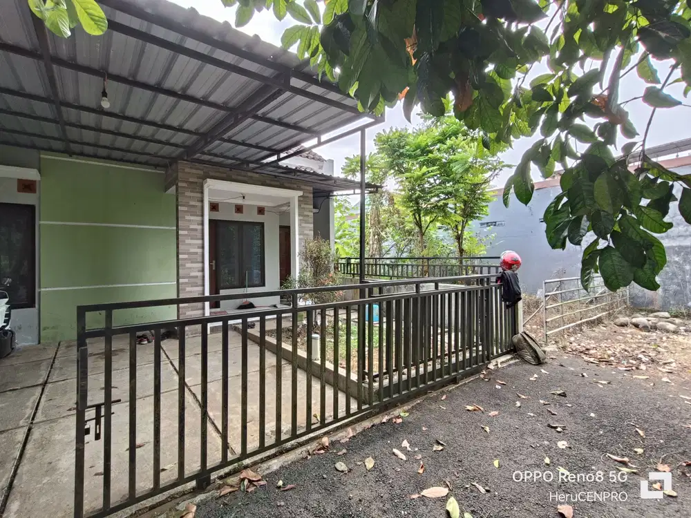 Rumah bonus tanah kompleks kampus UMP Kembaran Purwokerto