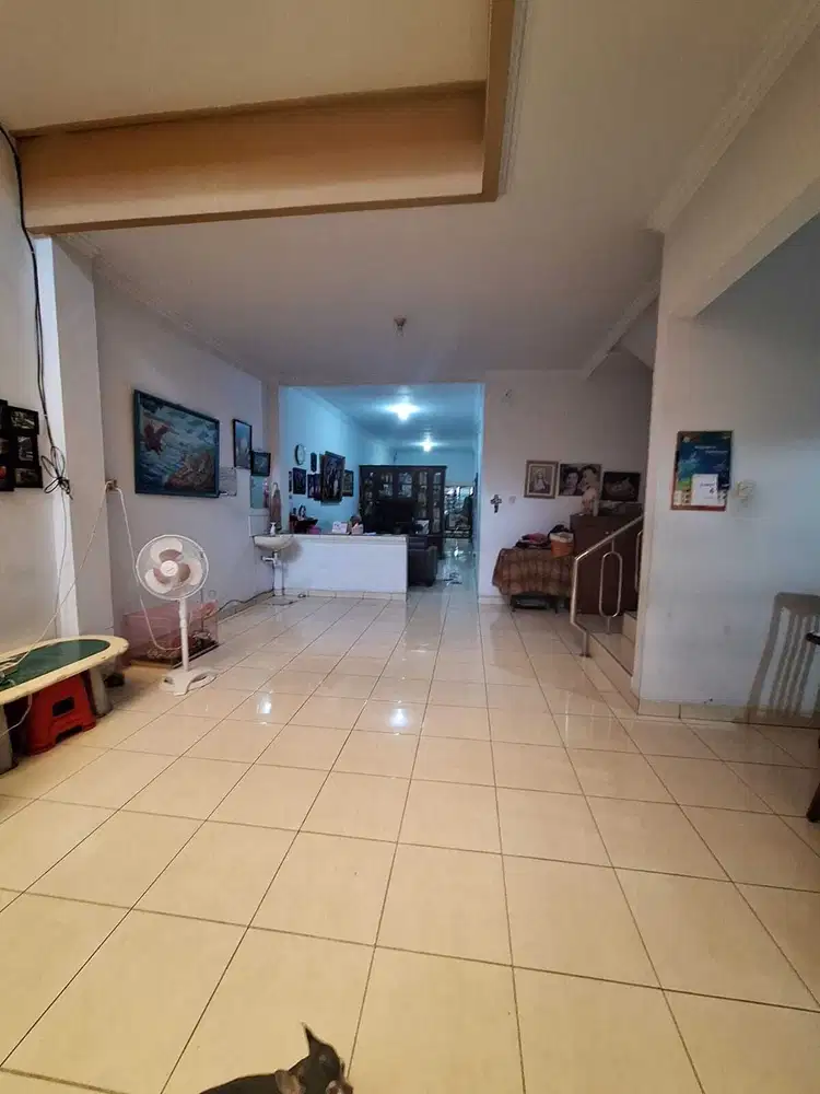 DIJUAL RUMAH TINGGAL 1,5 LANTAI KAWASAN CIDENG GAMBIR