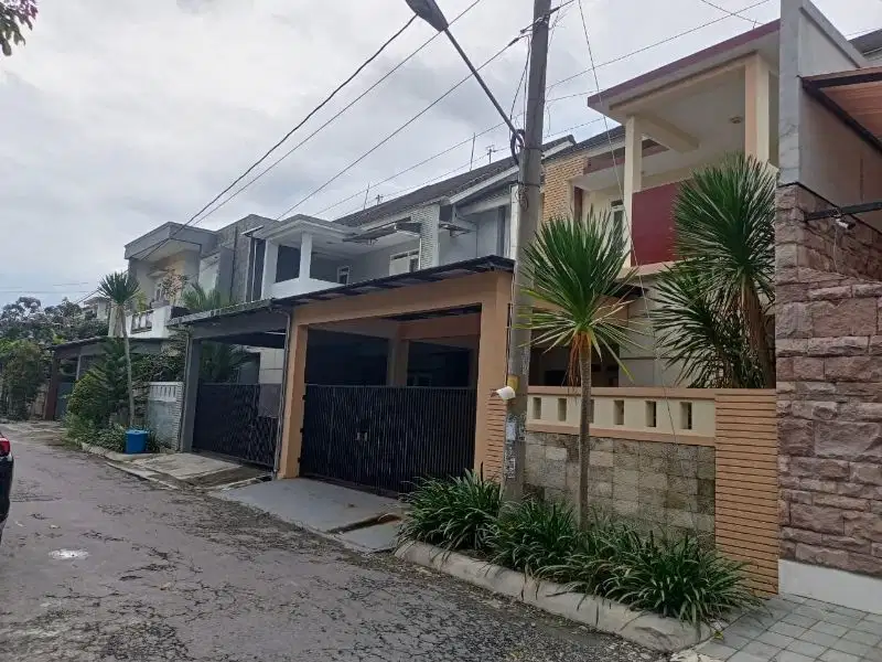 Rumah Elite 2 Lantai Ready Stock Dekat RS JIH Solo Baturan Fajar Indah