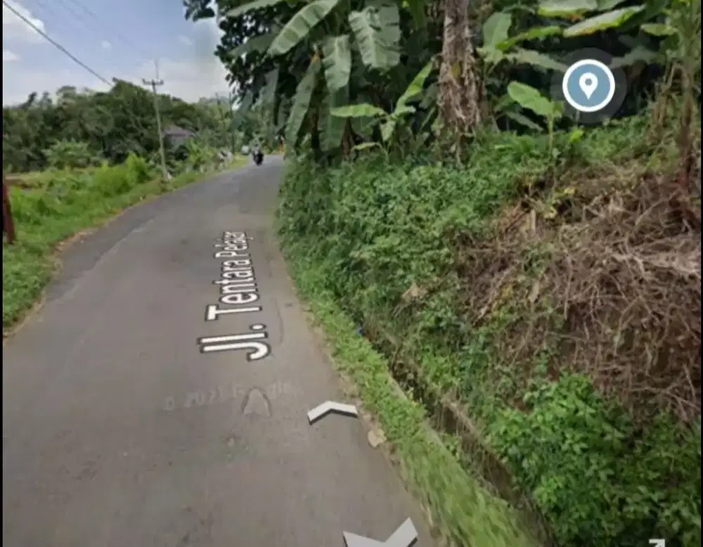 tanah di lalui jalur angkot di Tinggar Kadugede Kuningan Jawa Barat