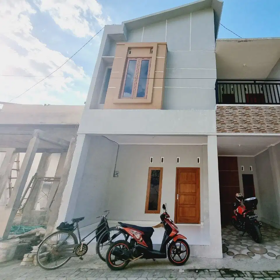 Rumah cantik modern minimalis 2 Lt di Cluster Gedongan