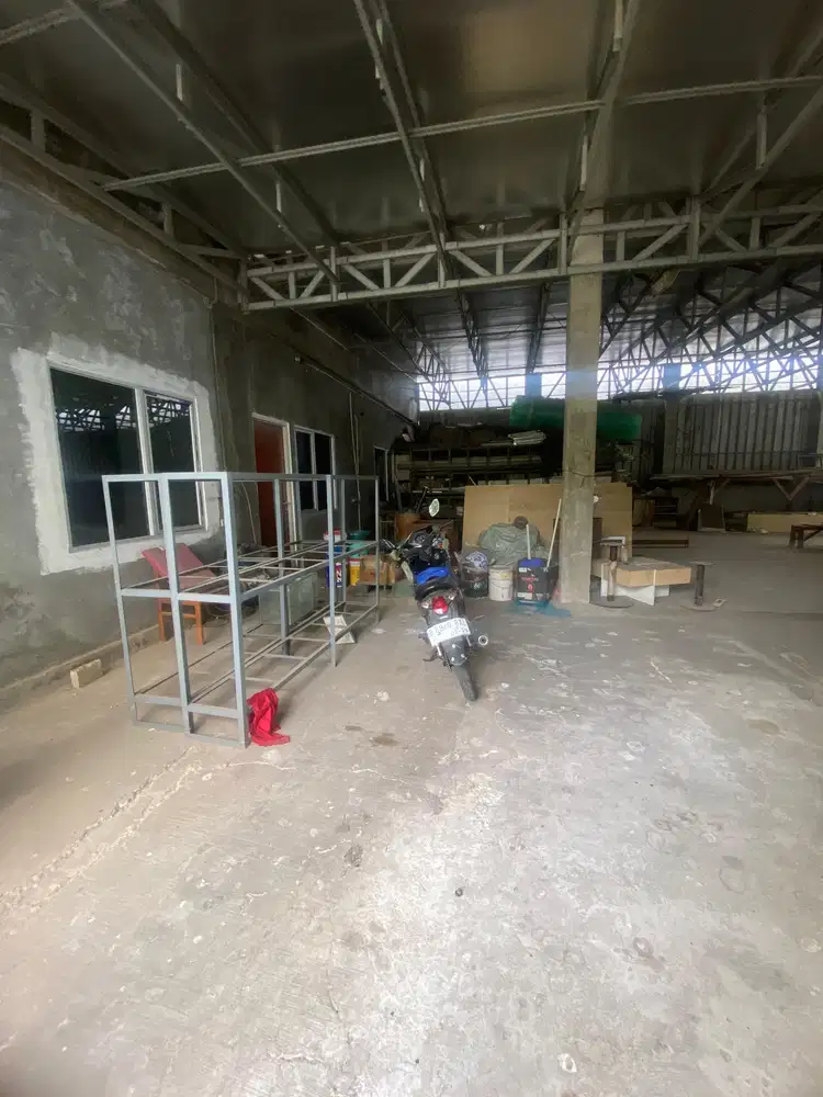 P ANS Disewakan Workshop 2 Lantai LB 360 m2 Di Semanan Kalidetes